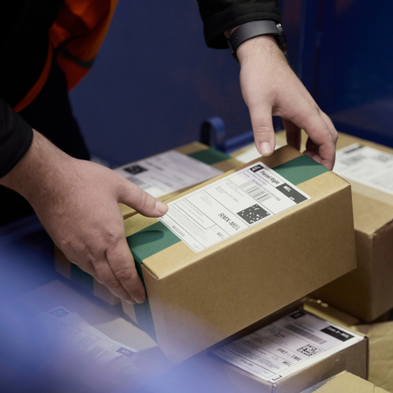 Handling of parcels